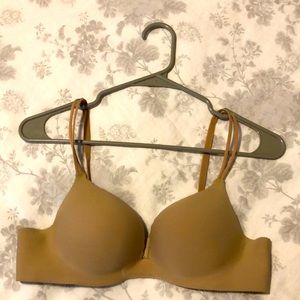 Victoria’s Secret Angels Secret Embrace Pushup Size 36A